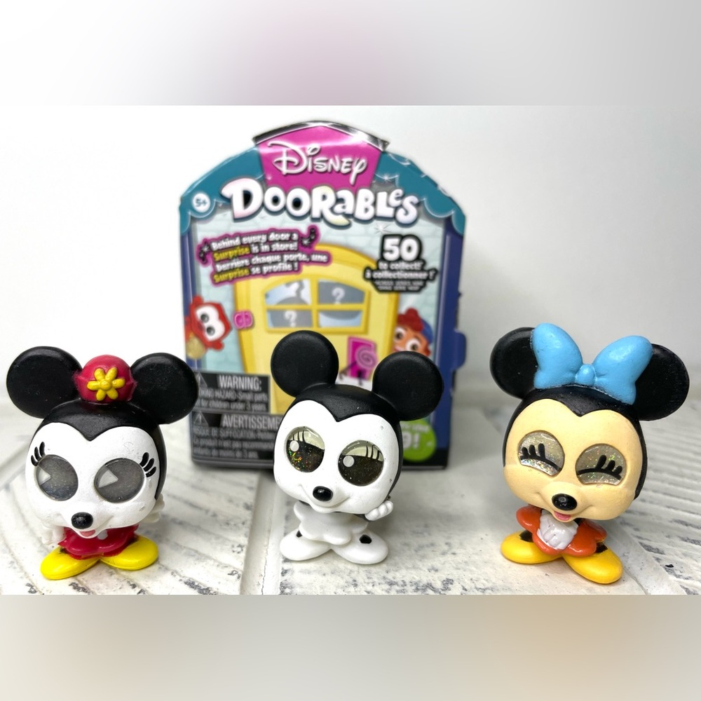 Disney Doorables Series 9 Minnie Mouse Set 20s’, 30s’, 40s’ New - Opened Package